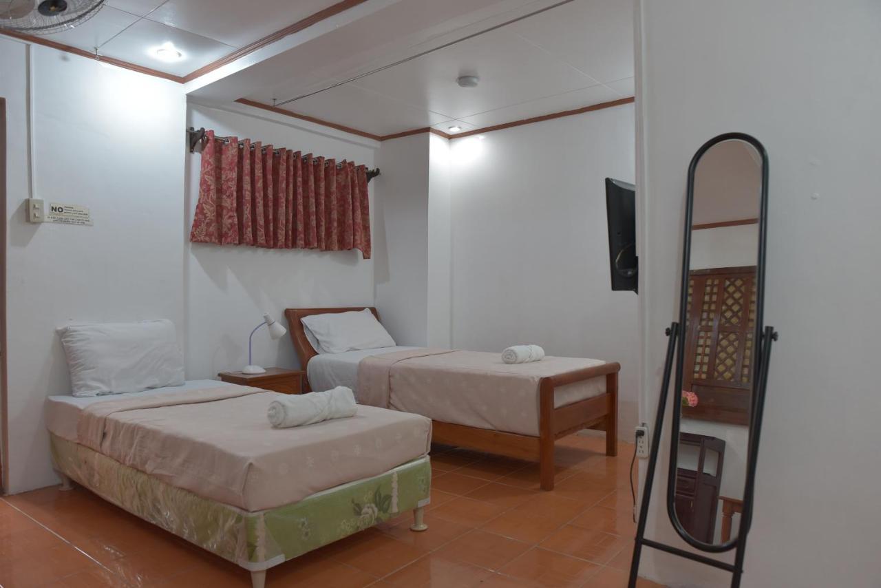 Ang Tahanan Ni Aling Meding Hotel And Restaurant San Pablo Kültér fotó